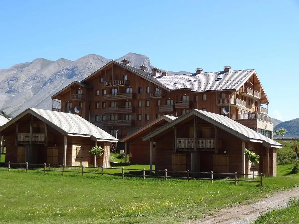 Chalet Mitoyen Duplex 3 Pieces, 6 Personnes, Residence Le Hameau Du Puy, Superdevoluy - Fr-1-504-465